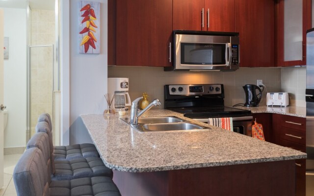 Applewood Suites - 3 BDRM Ent. District