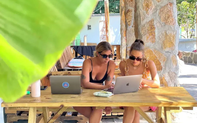 La Chamba Surf House