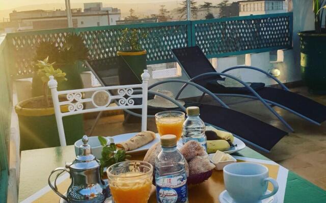 Riad Lalla Mira