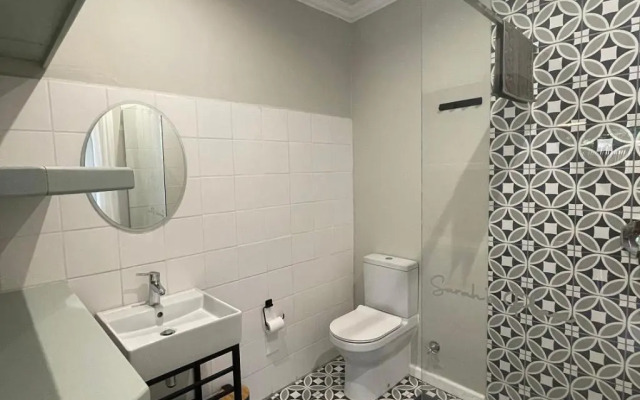 Sarah's Place- Manor House