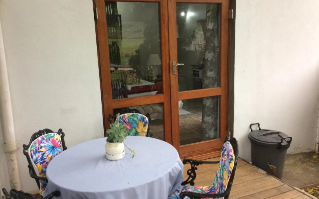 Cul de Sac - Accommodation