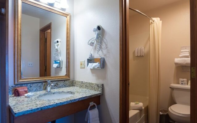 Terimore Bayfront Inn