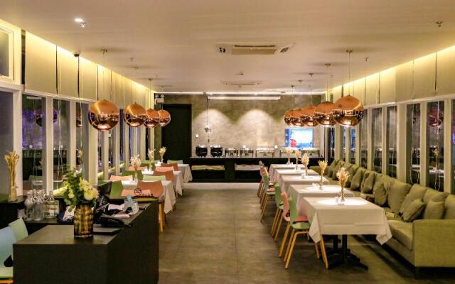 Ibis Styles Hotel (Zhuhai Huafa Shangdu)