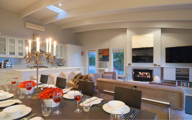 Cloud 9 Luxury Villa