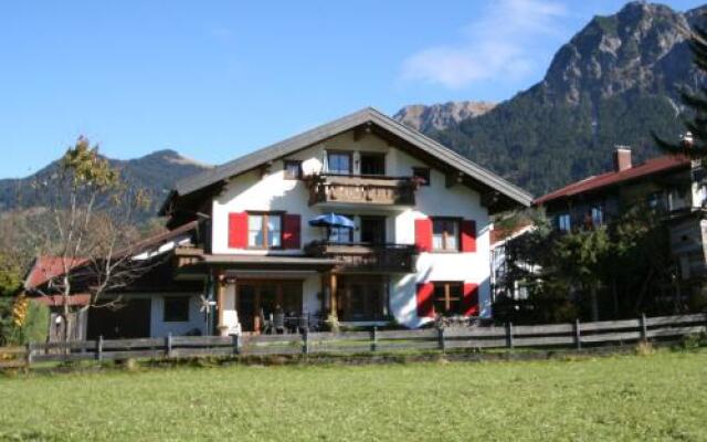 Alpenflair Ferienwohnungen Whg. 304+203