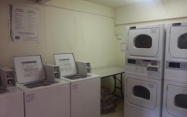Executive Inn & Suites