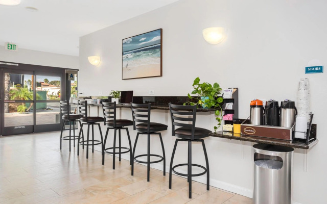The Hotel Oceanside