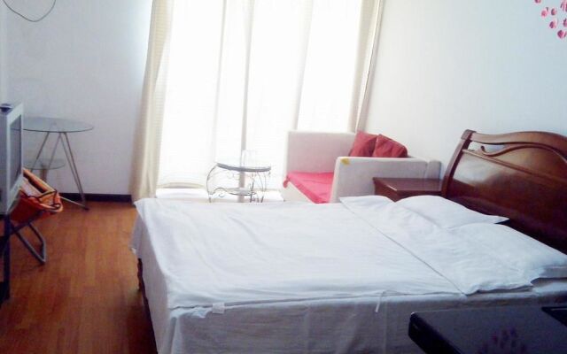 Luoyang Rose Family Apartment