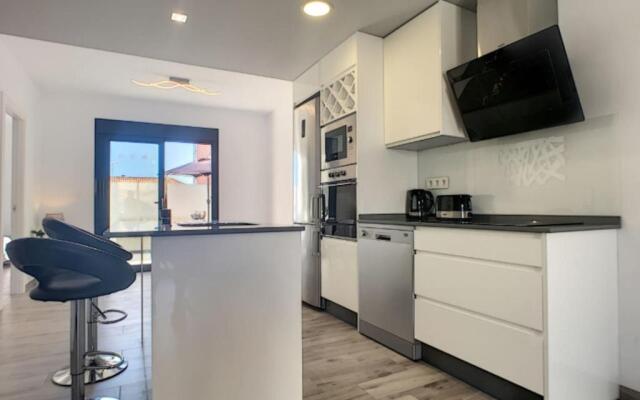 New Modern Immaculate 2 Bed 6 guestApartment Bobby