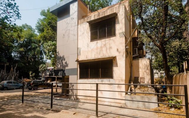 OYO 17028 Hotel Aviva Residency