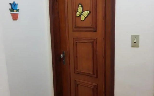 4 quartos na quadra da praia do forte