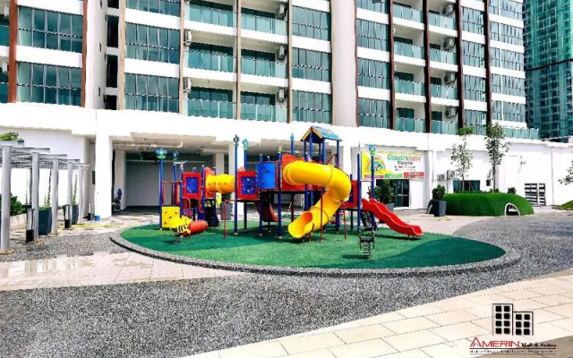 Amerin Mall Suites