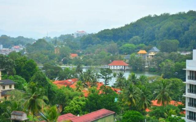 Lake Inn Kandy