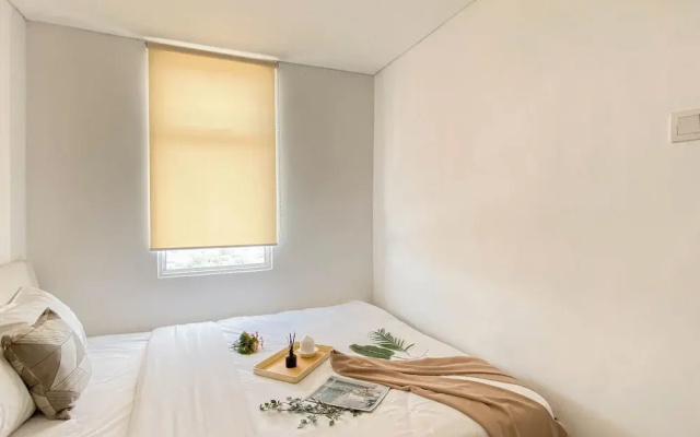 Basic 1Br Apartment At Vittoria Residence