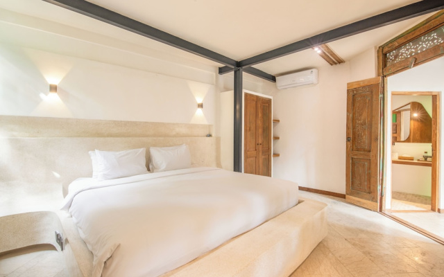 Stylish 2-br Villa With Pool, 800m Canggu Beach