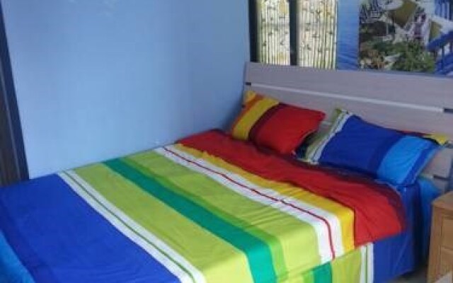 Sanya Rainbow Footprint Guesthouse