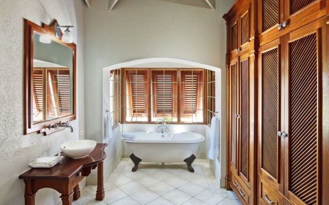 La Paloma by Blue Sky Luxury