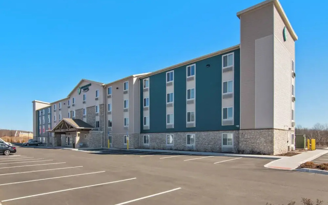 Woodspring Suites Newington - Hartford South