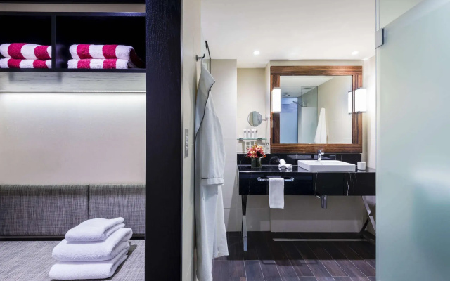 Swissotel Sydney