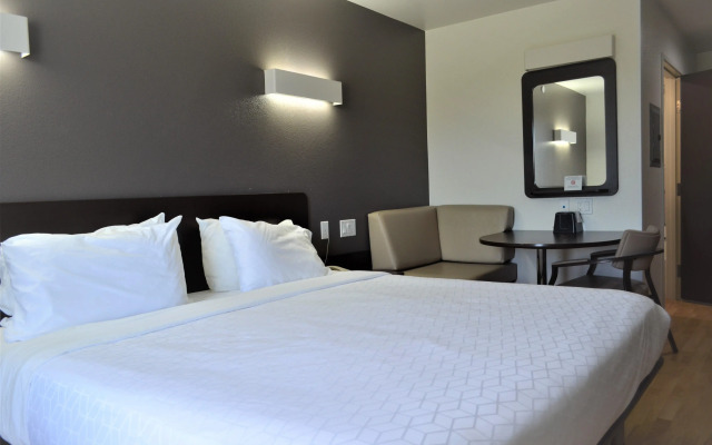 Candlewood Suites Muskogee by IHG
