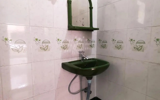 Kaithakuzhi Home Stay