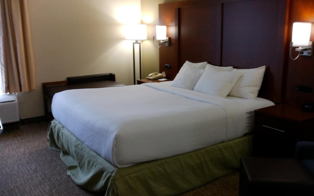 Comfort Inn & Suites