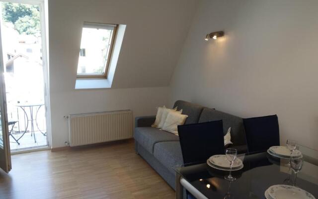 Hager Apartment 2