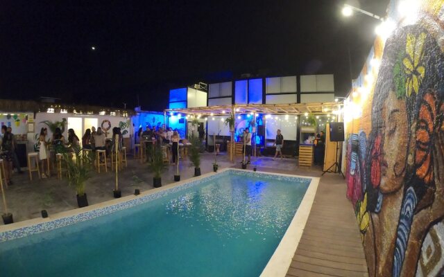 Surfari Punta Rocas