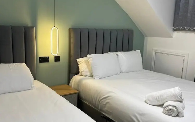 Luis Apartments in Leeds