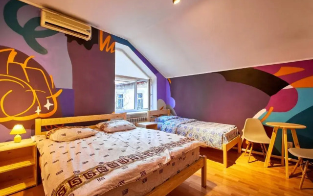 Wanderlust Riverside hostel