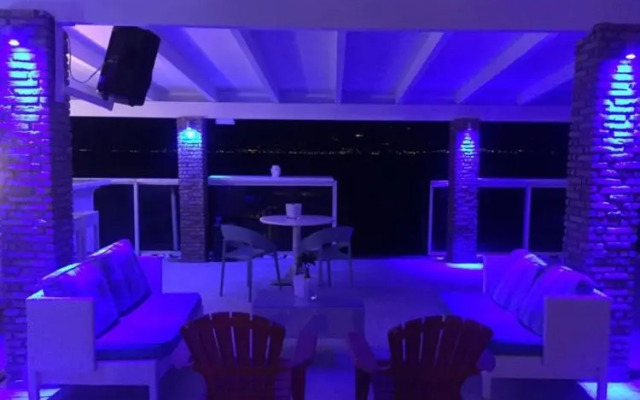 Rodini Beach Hotel