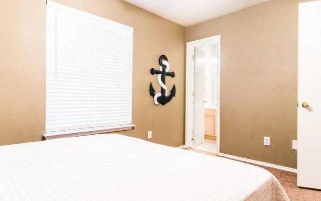 Garland   Spacious Townhouse