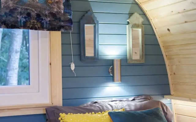 Arnprior Glamping: Brae Face