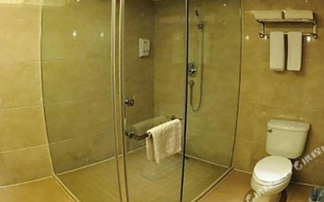 Sunshine Holiday Hotel