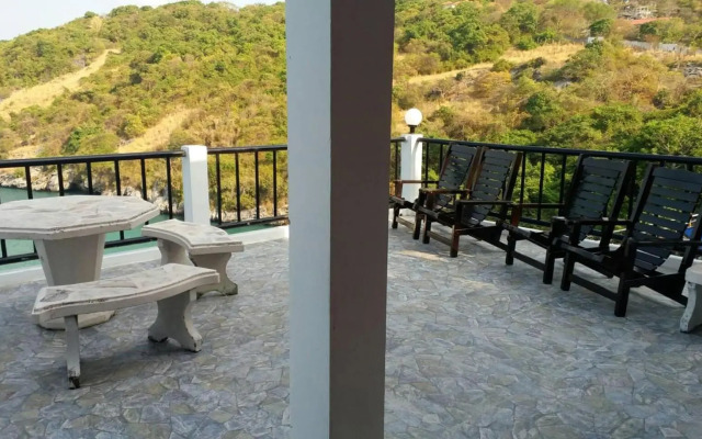 Ocean View Resort - Koh Sichang