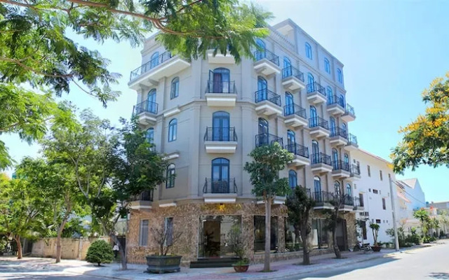 AHA Monaco Hotel Phan Thiet
