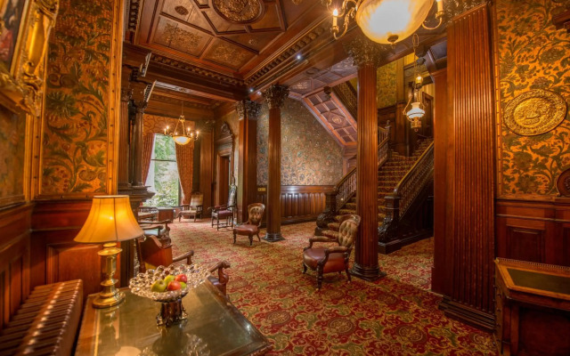 Macdonald Norwood Hall Hotel