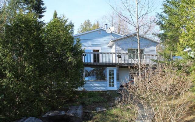 Chalet La Peninsule Au Bord Du Lac