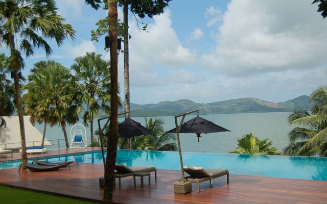 The Blue Sky Resort@ Ranong