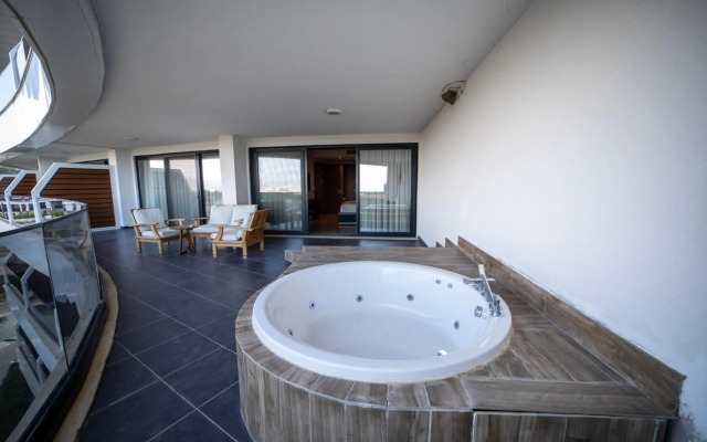 Seven For Life Thermal Hotel