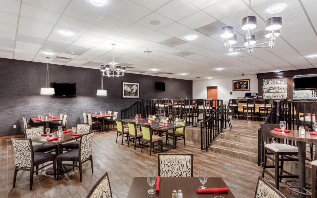 Crowne Plaza Milwaukee South by IHG