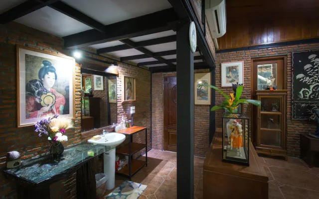 Cattani's Riverside Home