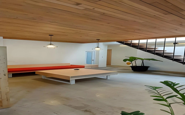 Hotel Kupu Kupu Lembang