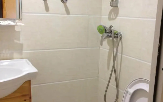 Pengcheng Hotel