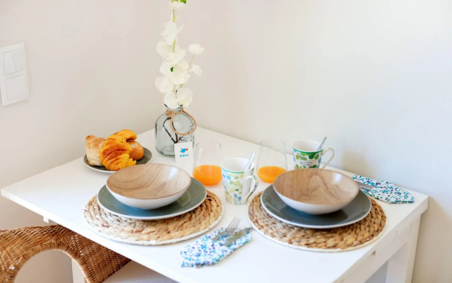 Elegant Downtown 1BR Flat w/ AC by LovelyStay