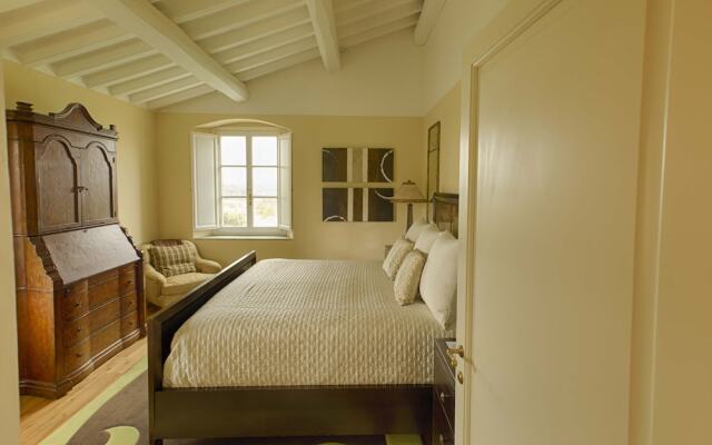 Villa Oliveto - Five Bedroom Home