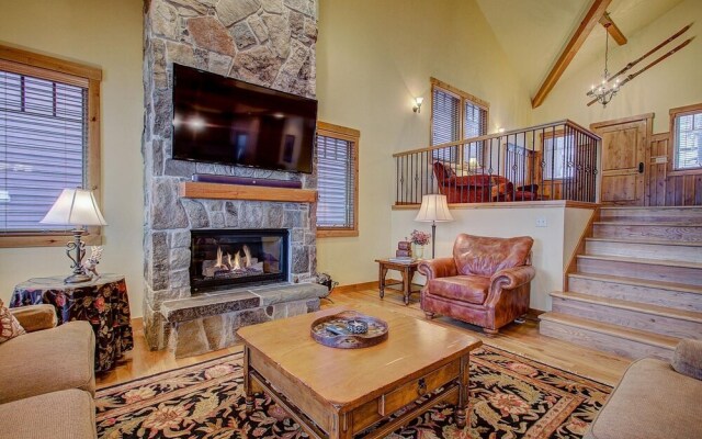 Coopers Collection 13 - Lowell Avenue Getaway