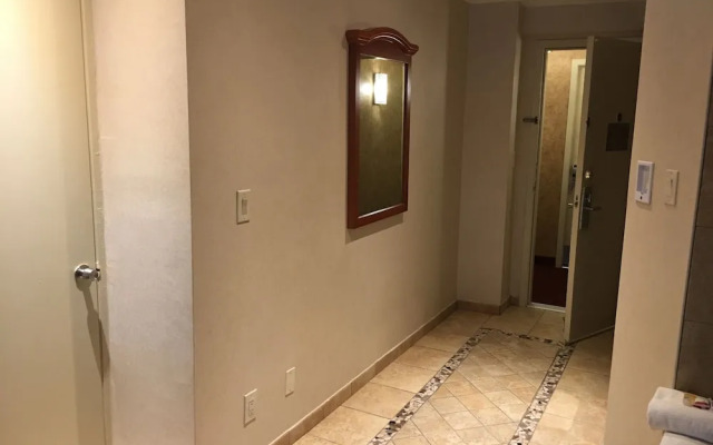 Ramada Rockville Centre