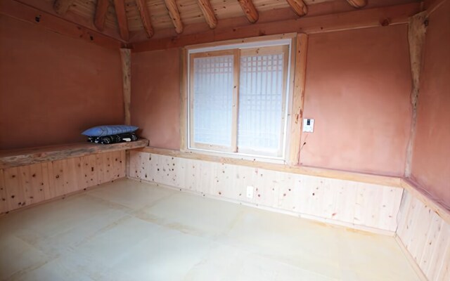 Jecheon Skylight Pension