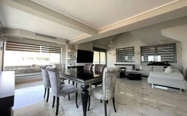 Glyfada 4BDR Penthouse Gia